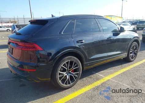 2021 Audi Q8 Premium Plus 55 Tfsi Quattro Tiptronic z USA, uszkodzony, nr VIN WA1EVAF15MD042413